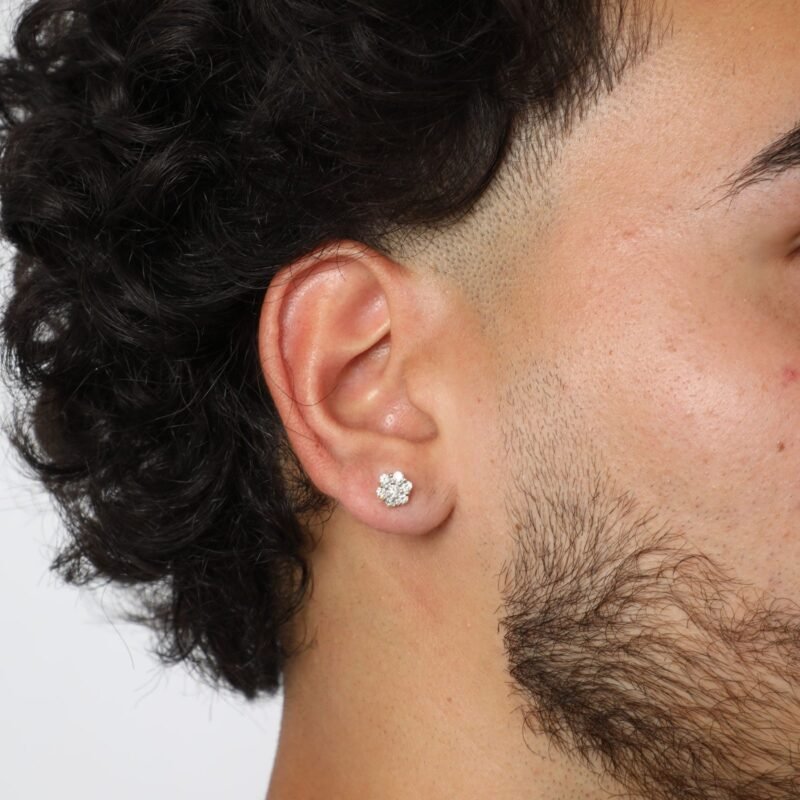ear1.jpg